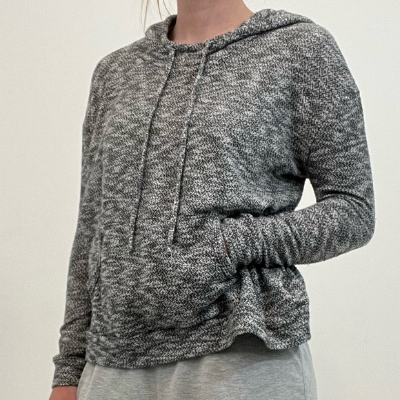 El Bloom Hoodie - Picture 1 of 4